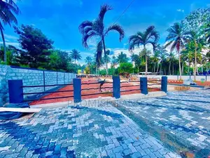වාද්දුව ගාලු පාර අයිනේ හොදම ඉඩම M21
