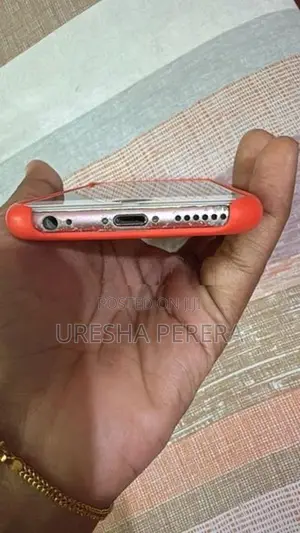 Apple iPhone 6S (Used)