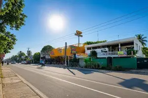 Prime Commercial Building for Sale High Level Road Homagama