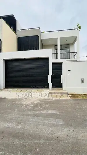 Luxury New House for Sale in Athurugiriya