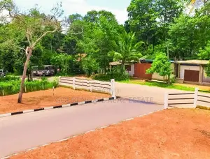 Matara නගරයට කිට්ටුවෙන් පදිංචියට සුදුසුම ඉඩමක් ඉඩම