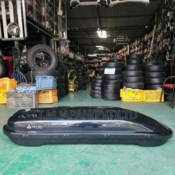 Terzo Hood Box