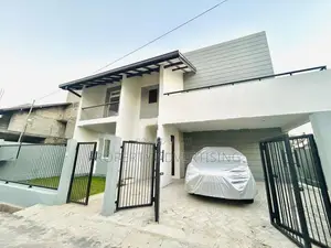 Katunayake Brand New Two Story House For Sale In Gated Community**