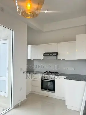 Apartment for Sale in Colombo 05