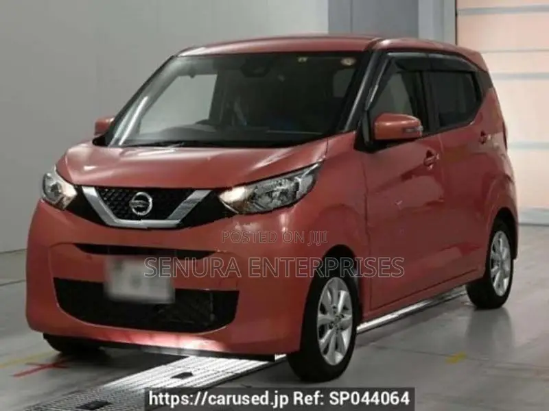 Nissan Dayz B43W Side Mirror Rh