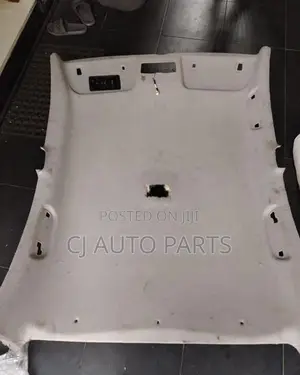 Mazda Axela BK5P Hood