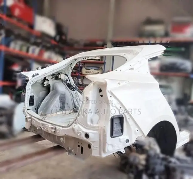 Toyota Prius W50 Back Cut
