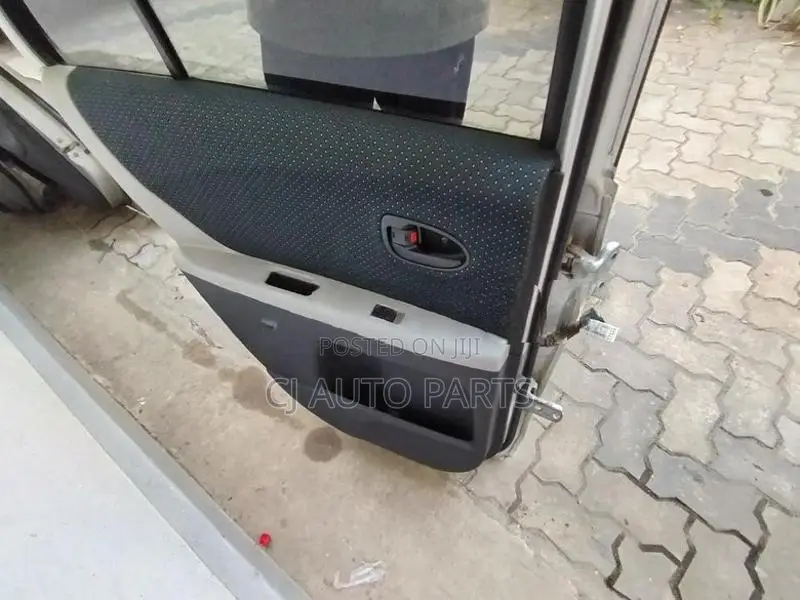 Toyota Vitz KSP90 Door Upholstery Board Set