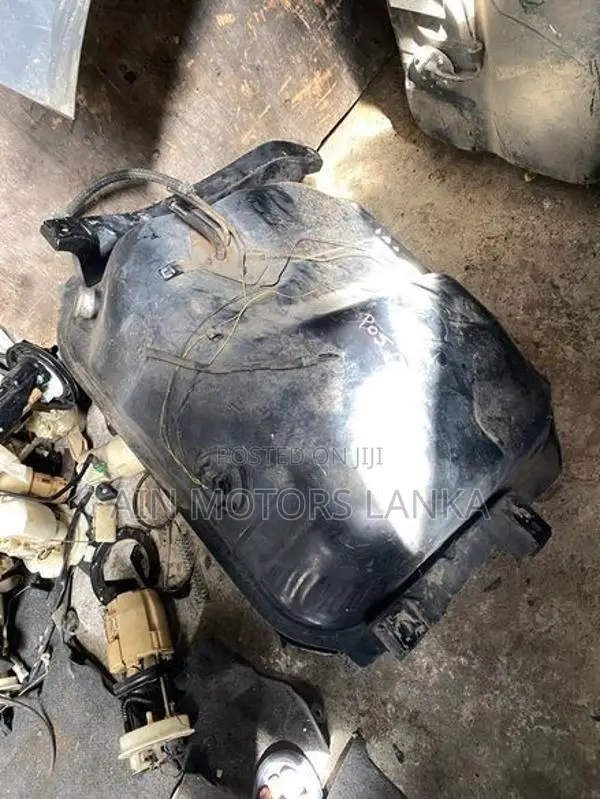 Mitsubishi Po5 Diesel Tank