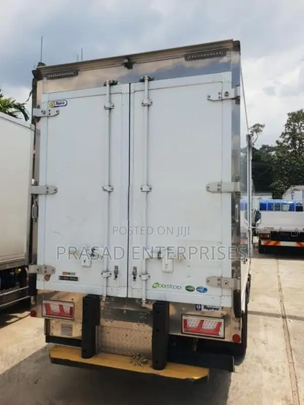Isuzu Elf -30 2020