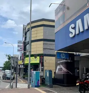 Shop For Sale in Galle Road Kollupity Colombo.03