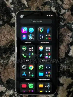 Apple iPhone XR (Used)