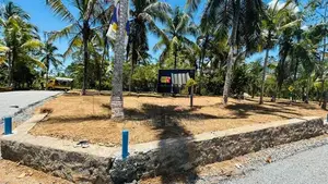 කහතුඩුව අධීවේගී පිවිසුමට ආසන්නයේන් ඉඩම්