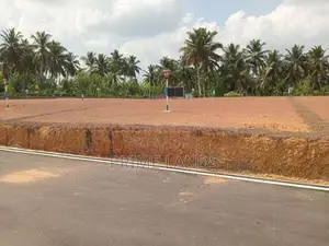 හෝමාගම නගර සීමාවෙන් ඉඩම්