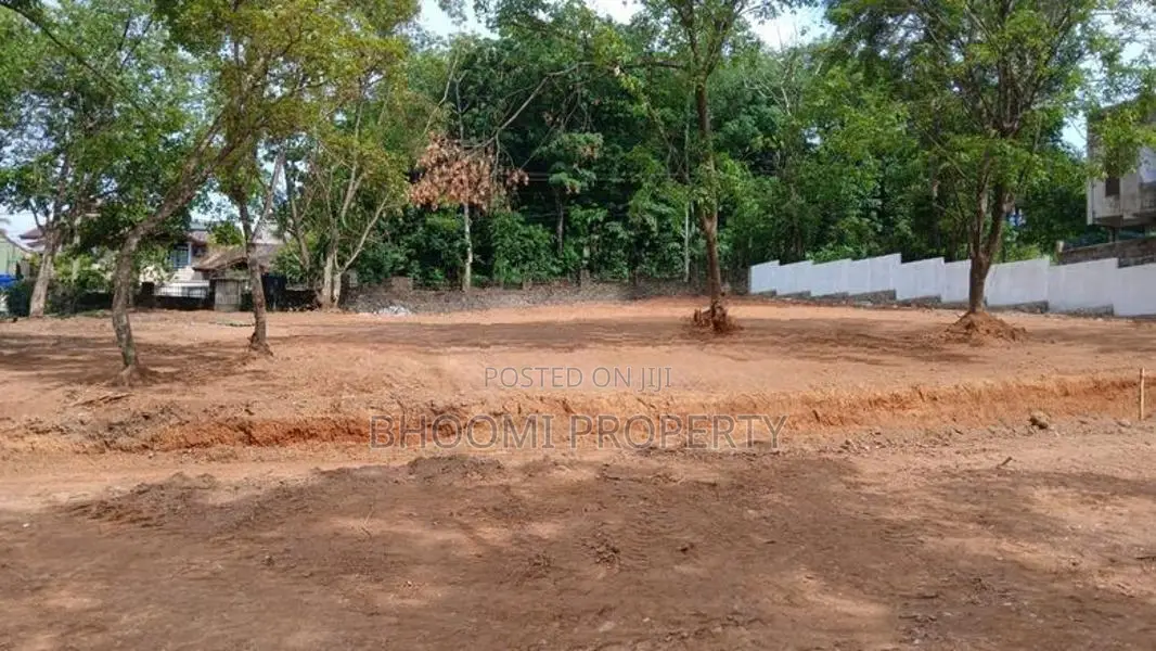 Athurugiriya, Wanaguru Mawatha Land for Sale