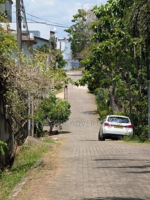 Gated Community Land in Thalawathugoda Samagi Mawatha