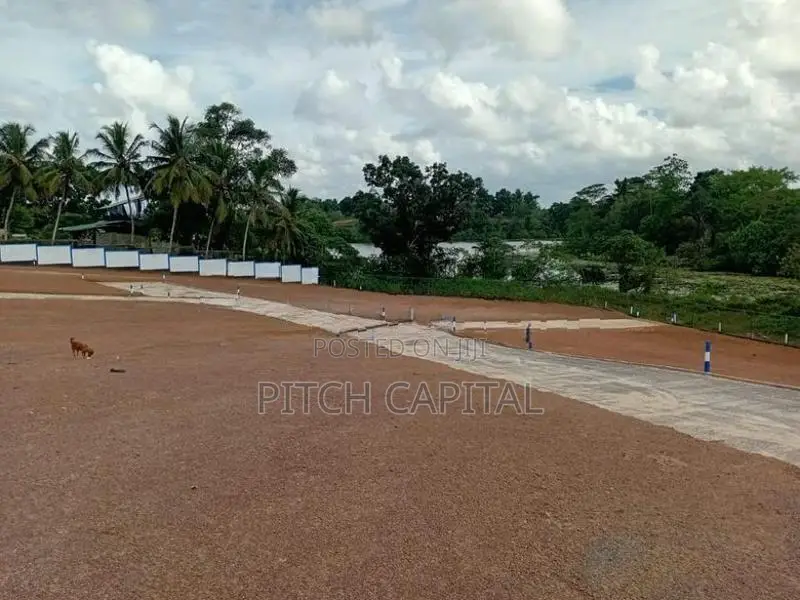 Land for Sale in Bandaragama Lake Front