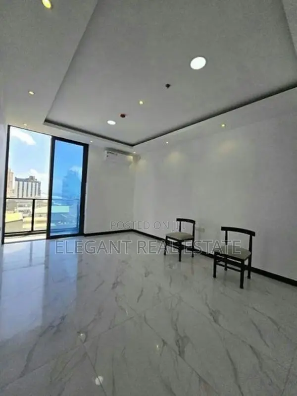 Peak - 03 Bedroom Apartment for Rent in Colombo (A6268)