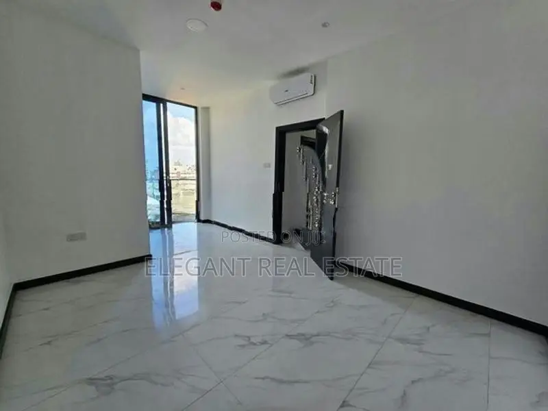 Peak - 03 Bedroom Apartment for Rent in Colombo (A6268)