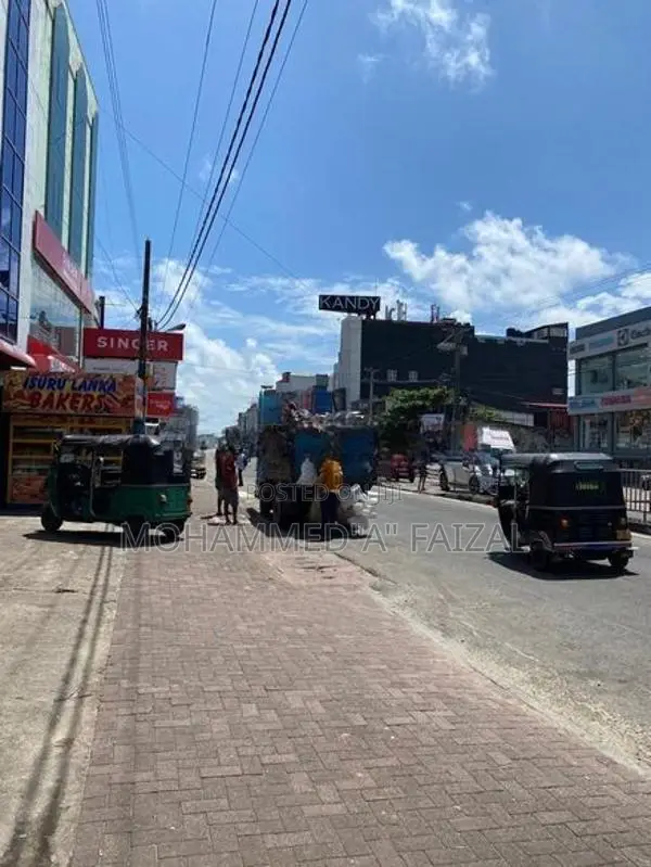 Shop For Sale in Galle Road Dehiwala