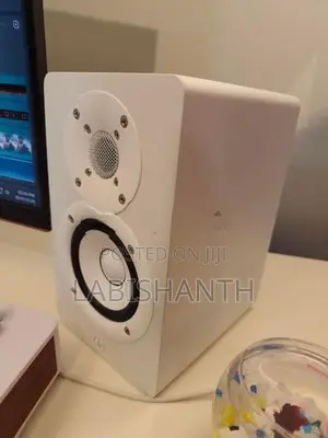 Yamaha HS3 White Studio Monitor Speakers Pair