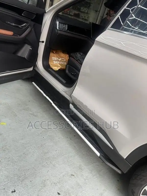 BYD Sealion 6 Side steps