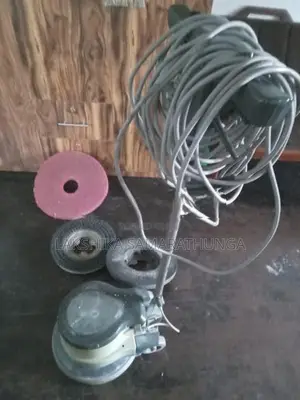 Floor Cleaning Machine