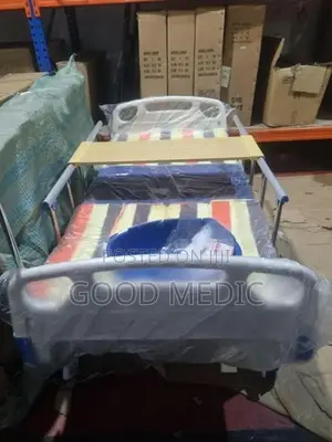 Four-Function Manual Bed with Lateral Tilt