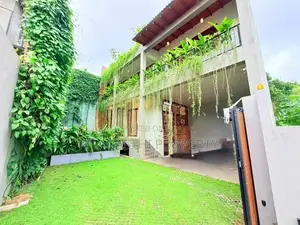 Super Luxury House for Sale in Battaramulla