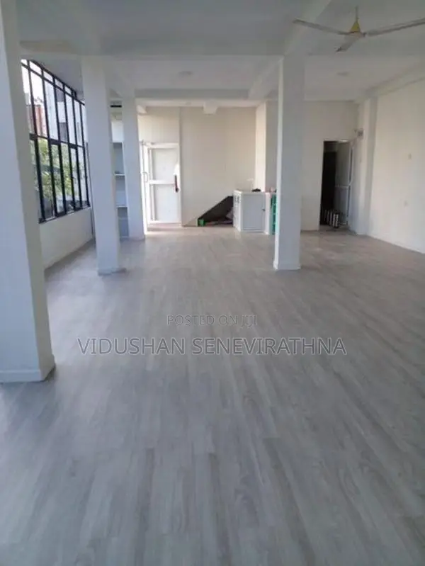 Prime 3-Storey Commercial Building for Rent – 500m from Galle