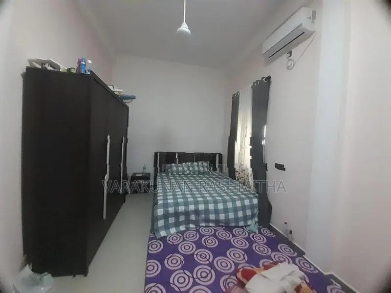 Residential Land with House - Akkaraipattu