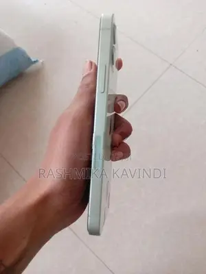 Apple iPhone 12 (Used)