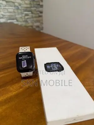 Apple Watch SE2 44MM