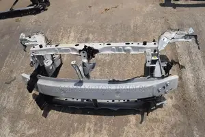 Toyota Aqua Nose Cut Panel