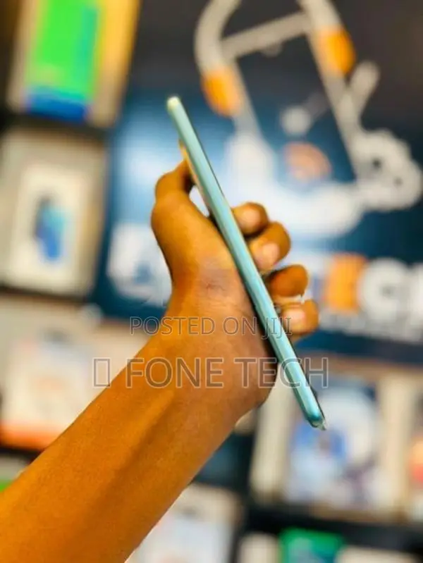 Vivo T4 5G 8GB 128GB (Used)