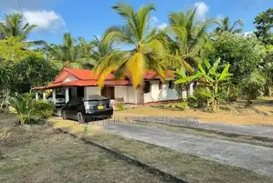House with 80P Land in Chilaw