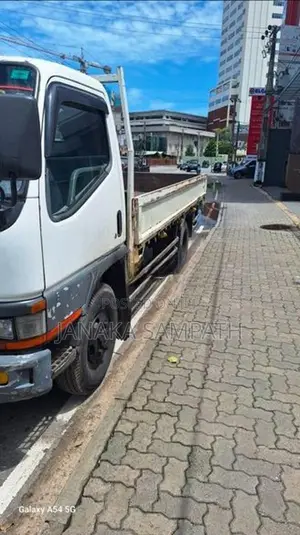 Mitsubishi Canter 2006
