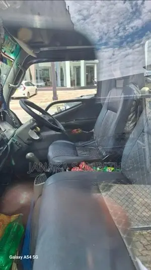 Mitsubishi Canter 2006