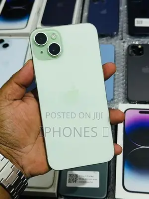 Apple iPhone 15 Plus 256GB (Used)