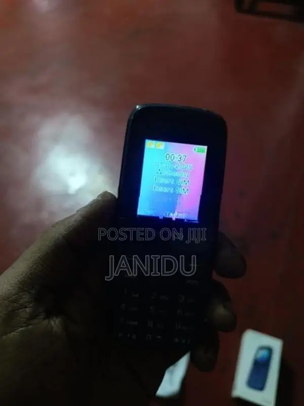 iPro Button Phone (Used)