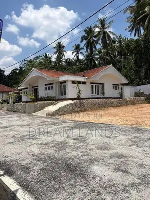 නව නුවර පාරේම ගෙයක්