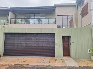 Hillstret Luxury House for Sale
