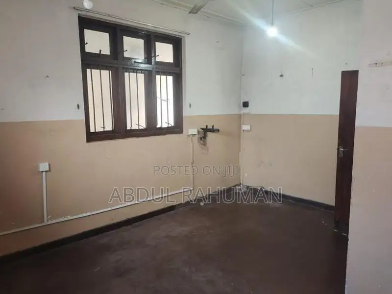 තනි ගෙදර Kurenegala Pothurai 4rooms