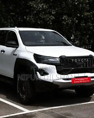 Toyota Hilux GR Sport 2025