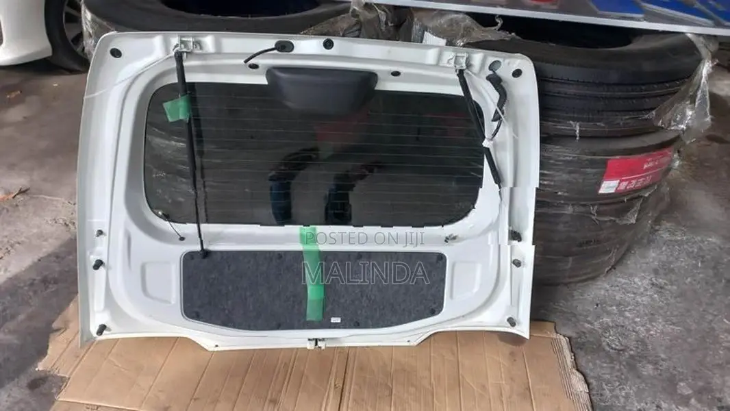 Suzuki Wagon R 55S (FX) Complete Dicky Door - Reconditioned