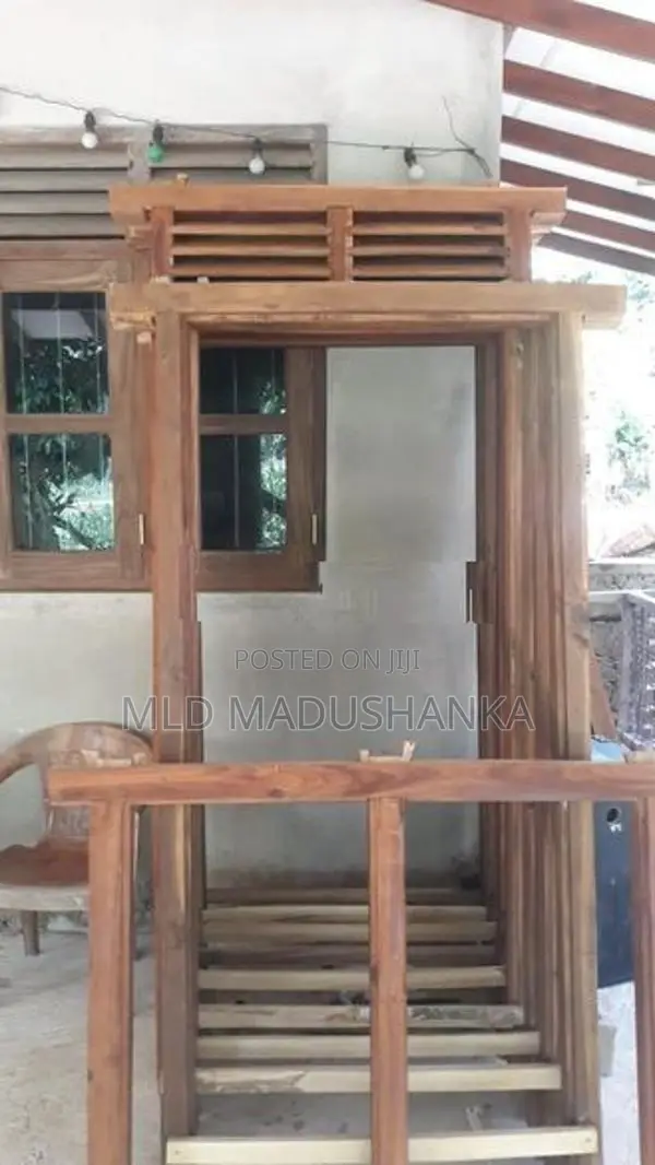 උළුවහු ජනේල