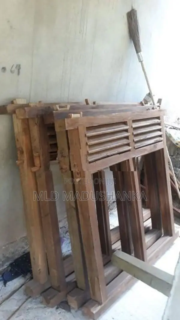 උළුවහු ජනේල