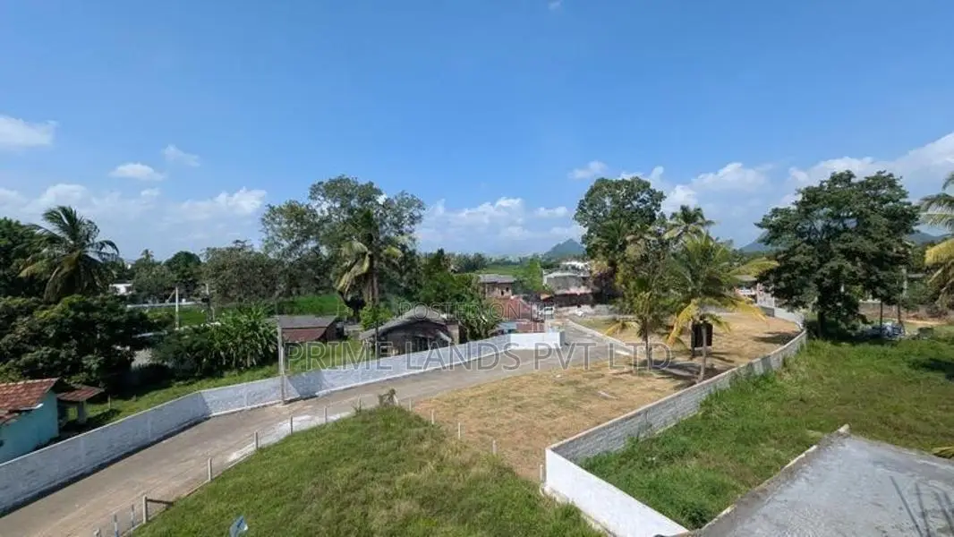 Kurunegala A6 Bus Road Facing Lands