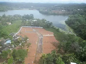 Lake Front Land Plot Bandaragama