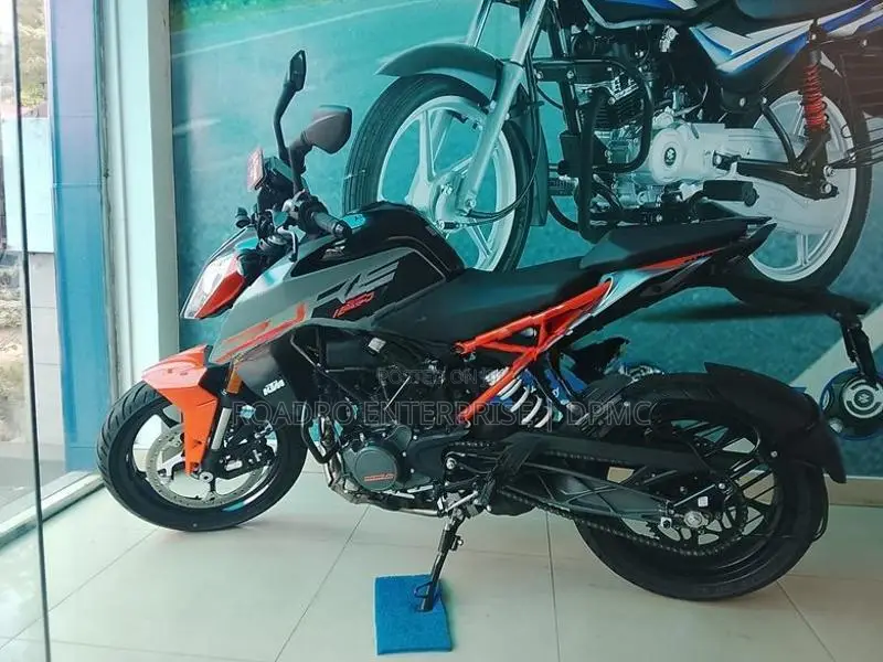KTM Duke 160 2026